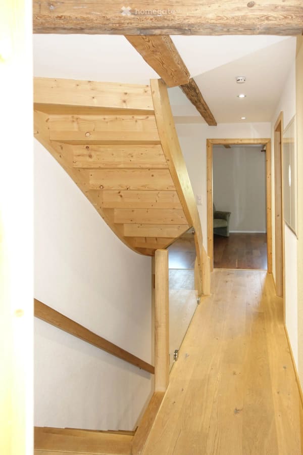 Immobilie in Dürnten - Charmantes heimeliges 5.5-Zimmer-Flarzhaus in Dürnten - Bild 10