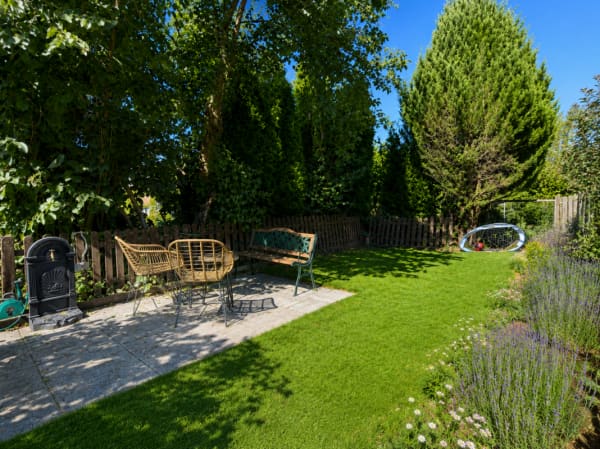 Immobilie in Läufelfingen - ATTRAKTIVES WOHNEN AN RUHIGER UND ZENTRALER LAGE - Bild 2