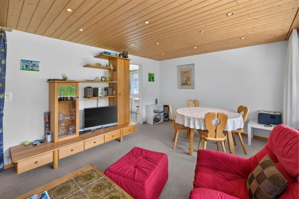 Immobilie in Wildhaus - Sonniges 2.5-Zimmer-Feriendomizil mit Bergsicht, Loipe und Skilift vor der Tür - Bild 1