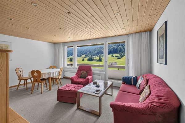 Immobilie in Wildhaus - Sonniges 2.5-Zimmer-Feriendomizil mit Bergsicht, Loipe und Skilift vor der Tür - Bild 2