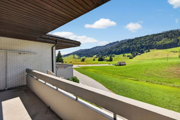 Immobilie in Wildhaus - Sonniges 3.5-Zimmer-Feriendomizil mit Bergsicht, Loipe und Skilift vor der Tür - Bild 3