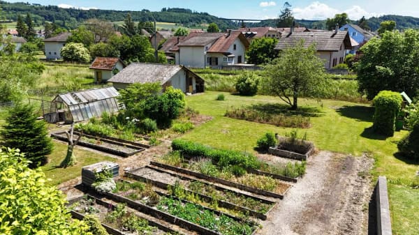 Immobilie in Yvonand - Maison de caractÃ¨re avec grand jardin, Ã  deux pas du lac de NeuchÃ¢tel - Bild 0