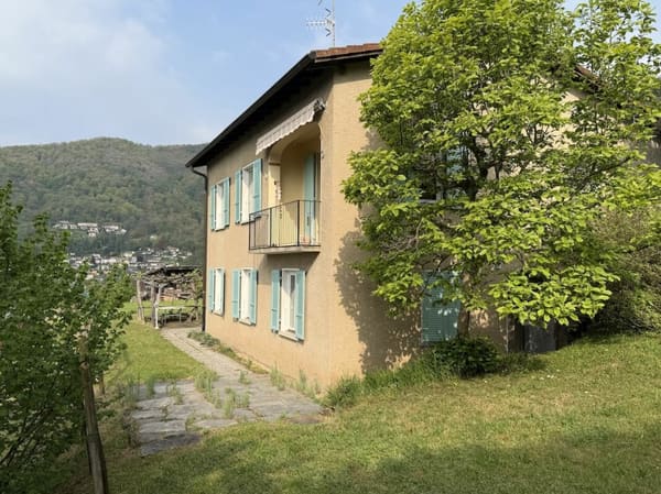 Immobilie in Neggio - Haus mit Einliegerwohnung und Seesicht  Casa con appartamento indipendente e vista lago. - Bild 0