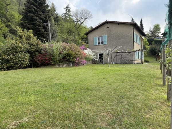 Immobilie in Neggio - Haus mit Einliegerwohnung und Seesicht  Casa con appartamento indipendente e vista lago. - Bild 1