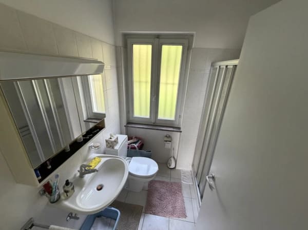 Immobilie in Neggio - Haus mit Einliegerwohnung und Seesicht  Casa con appartamento indipendente e vista lago. - Bild 11