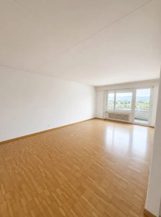 Immobilie in Volketswil - Helle 5.5-Zimmer-Wohnung mit Weitsicht im Zentrum von Volketswil - Bild 16