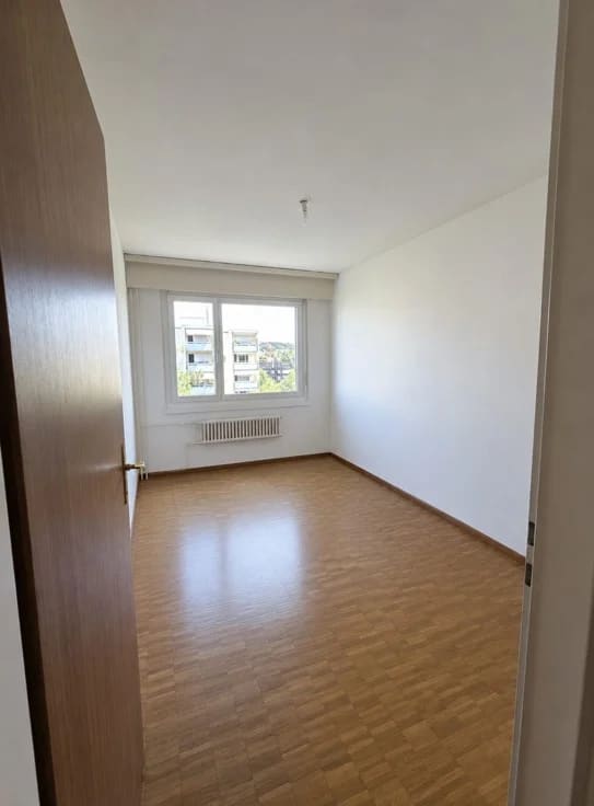 Immobilie in Volketswil - Helle 5.5-Zimmer-Wohnung mit Weitsicht im Zentrum von Volketswil - Bild 7