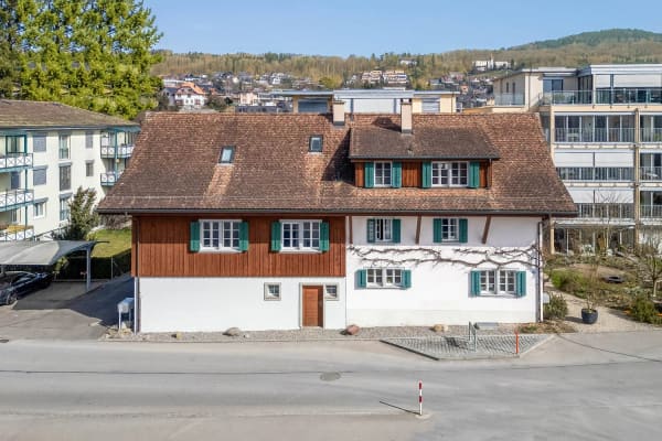 Immobilie in Affoltern Am Albis - Charmantes Haus mit vielen Möglichkeiten - Bild 0