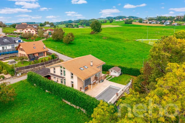 Immobilie in Tatroz - Exclusif : Grande villa de 3 logements avec piscine - Bild 0