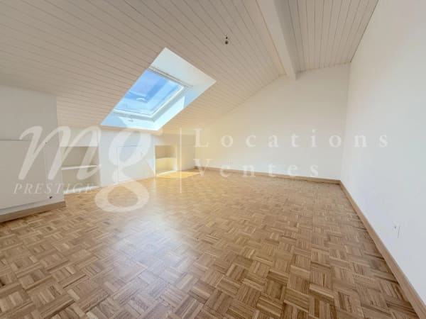 Immobilie in Puplinge - SUPERBE APPARTEMENT DE 152 m2 EN DUPLEX ATTTIQUE AVEC BELLE TERRASSE/JARDIN - Bild 11