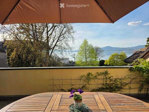Immobilie in Villeneuve Vd - RARE! 4,5 pièces avec charme du bourg historique et vue sur le Léman! - Bild 1