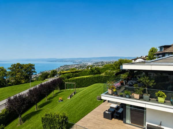 Immobilie in La Croix - Appartement de standing de plus de 360 m2 avec vue sur le lac - Bild 0