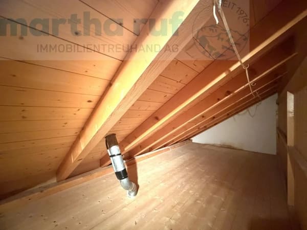 Immobilie in Heiligenschwendi - GemÃ¼tliche und charaktervolle 3.5- Zimmer Dachwohnung mit Galerie - Bild 12