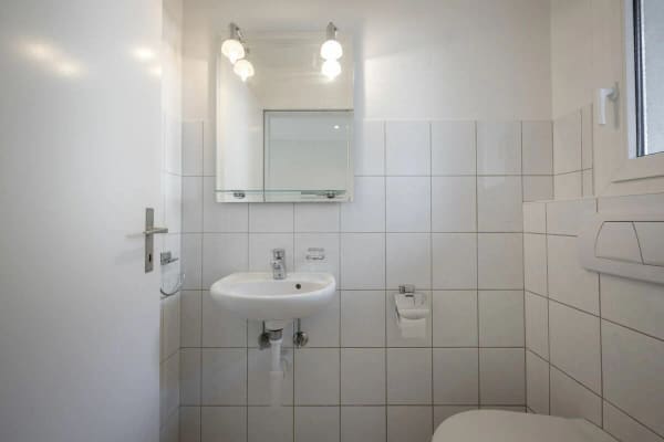 Immobilie in Nesselnbach - Einfamilienhaus nahe Zürich und Zug in ruhigem Quartier - Bild 6