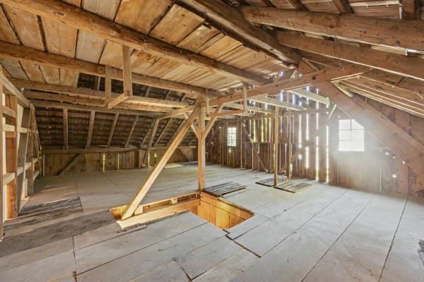 Immobilie in Wolfisberg - Bauernhaus mit Weitsicht und grosser Parzelle. - Bild 19