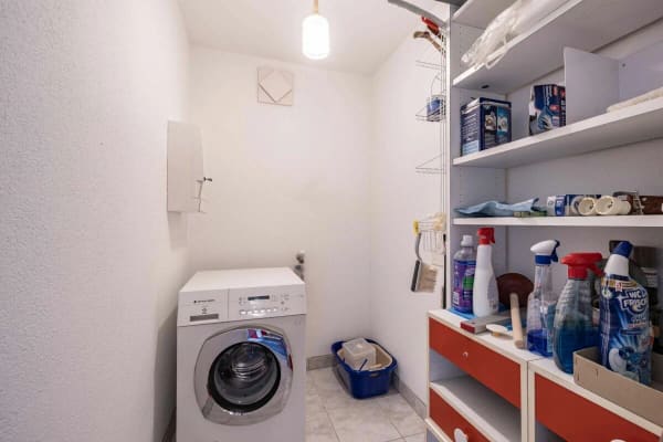 Immobilie in Wetzikon Zh - GrosszÃ¼gige 4.5-Zimmer-Wohnung - ruhig, hell und mit Blick ins GrÃ¼ne. - Bild 19