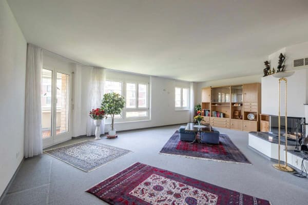 Immobilie in Wetzikon Zh - GrosszÃ¼gige 4.5-Zimmer-Wohnung - ruhig, hell und mit Blick ins GrÃ¼ne. - Bild 3