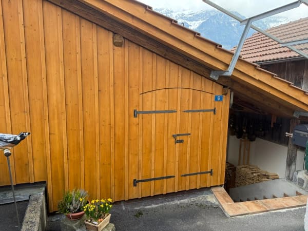 Immobilie in Niederried B. Interlaken - Einzigartiges Zuhause mit Seesicht & Charme - Wohnen, wo andere Ferien machen - Bild 26