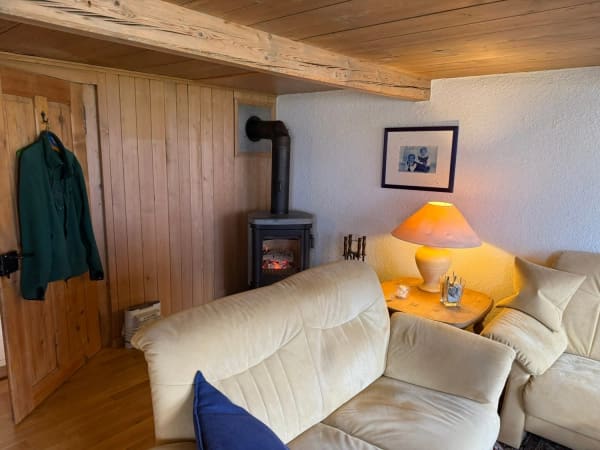 Immobilie in Niederried B. Interlaken - Einzigartiges Zuhause mit Seesicht & Charme - Wohnen, wo andere Ferien machen - Bild 8