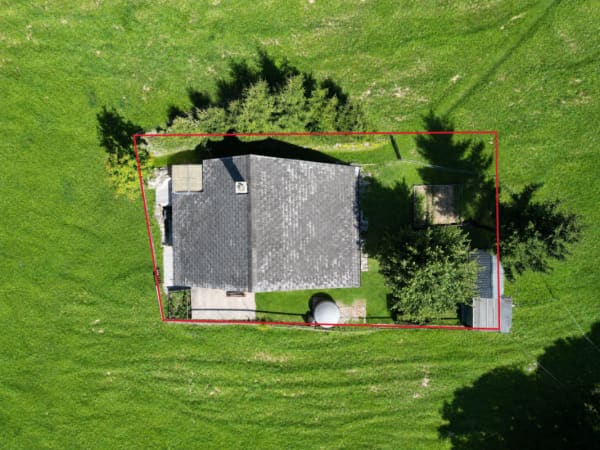 Immobilie in Elm - Freistehendes Ferienhaus an ruhiger und sonniger Lage in Elm, Gemeinde Glarus SÃ¼d - Bild 2