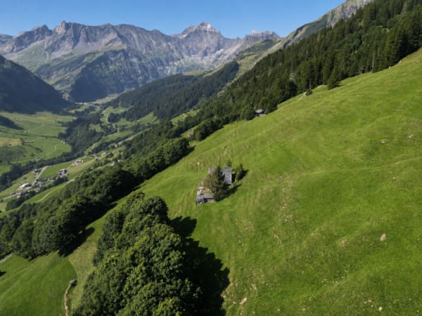 Immobilie in Elm - Freistehendes Ferienhaus an ruhiger und sonniger Lage in Elm, Gemeinde Glarus SÃ¼d - Bild 5