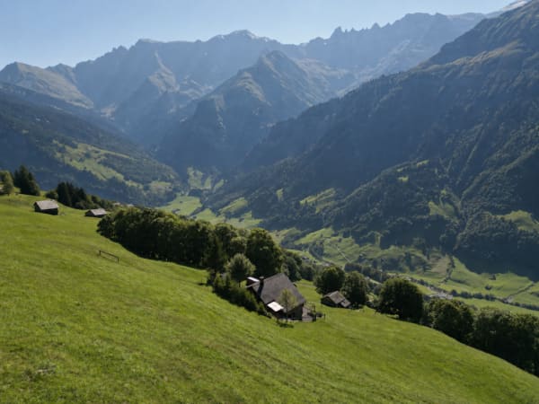 Immobilie in Elm - Freistehendes Ferienhaus an ruhiger und sonniger Lage in Elm, Gemeinde Glarus SÃ¼d - Bild 6