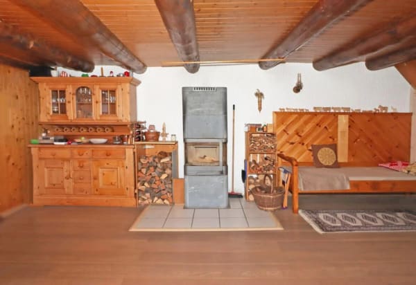 Immobilie in Elm - Freistehendes Ferienhaus an ruhiger und sonniger Lage in Elm, Gemeinde Glarus SÃ¼d - Bild 8