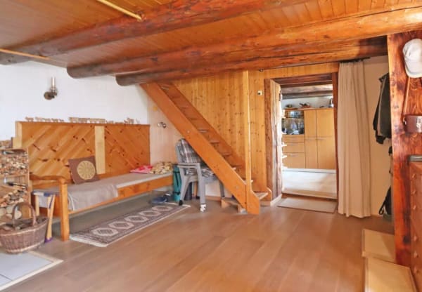 Immobilie in Elm - Freistehendes Ferienhaus an ruhiger und sonniger Lage in Elm, Gemeinde Glarus SÃ¼d - Bild 9