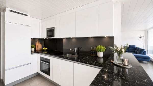 Immobilie in Ipsach - Grosszügige 5-Zimmer-Wohnung mit Weitsicht in Ipsach - Bild 2