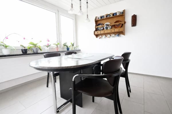 Immobilie in Ipsach - Grosszügige 5-Zimmer-Wohnung mit Weitsicht in Ipsach - Bild 4