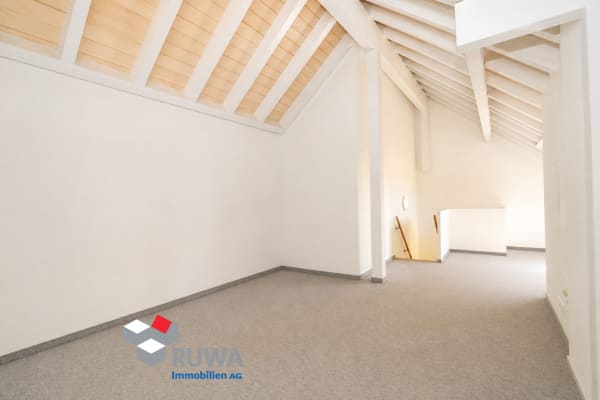 Immobilie in Rüegsau - GrosszÃ¼gige Dachwohnung mit Galerie, Lift und Balkon im RÃ¼egsauschachen - Bild 13