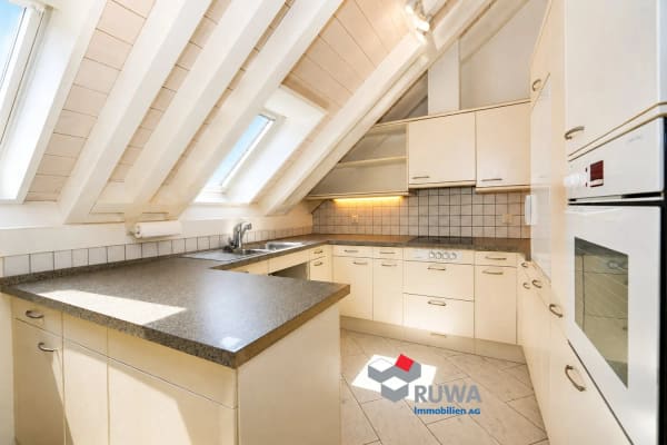 Immobilie in Rüegsau - GrosszÃ¼gige Dachwohnung mit Galerie, Lift und Balkon im RÃ¼egsauschachen - Bild 6