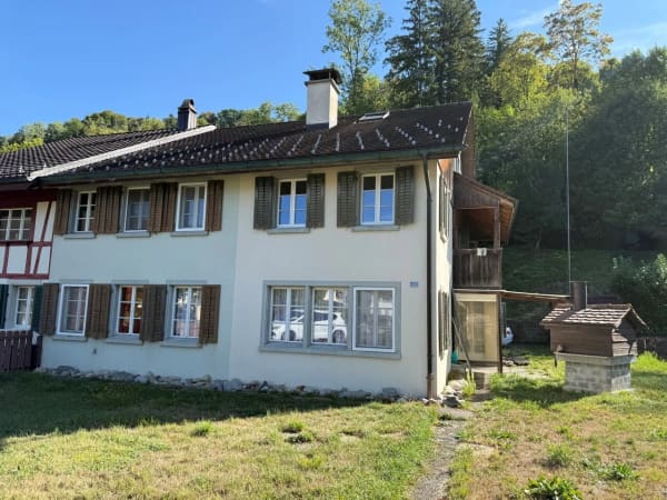 Immobilie in Zell Zh - Charmantes Einfamilienhaus mit grossem Garten und viel Potenzial - Bild 0