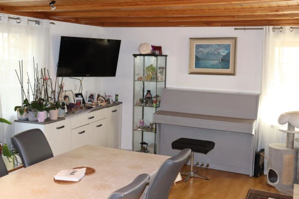 Immobilie in Saxeten - Kernrenoviertes 4.5-Zimmer-Haus mit Galerie in Saxeten! - Bild 6
