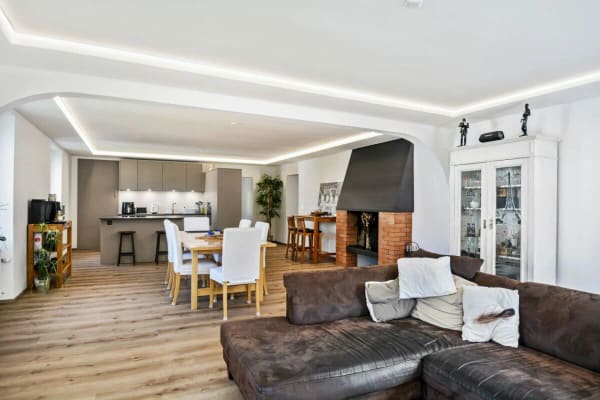 Immobilie in Sonvilier - Sonvilier, maison de 5.5 piÃ¨ces rÃ©novÃ©e avec une surface louÃ©e - Bild 0