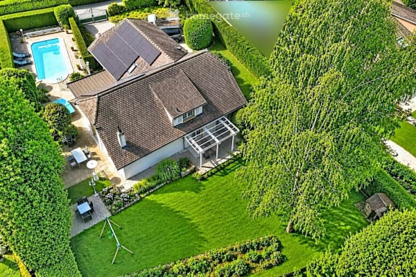 Immobilie in Epautheyres - Maison familiale spacieuse avec piscine Ã  Epautheyres - Bild 0