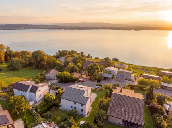 Immobilie in Ligerz - Traumhaus mit Weitsicht auf den Bielersee - Bild 1