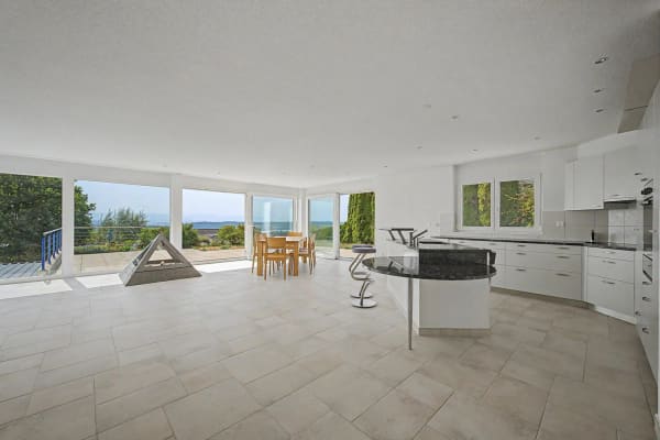 Immobilie in Ligerz - Traumhaus mit Weitsicht auf den Bielersee - Bild 2
