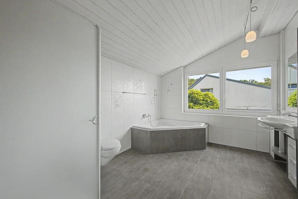 Immobilie in Ligerz - Traumhaus mit Weitsicht auf den Bielersee - Bild 7