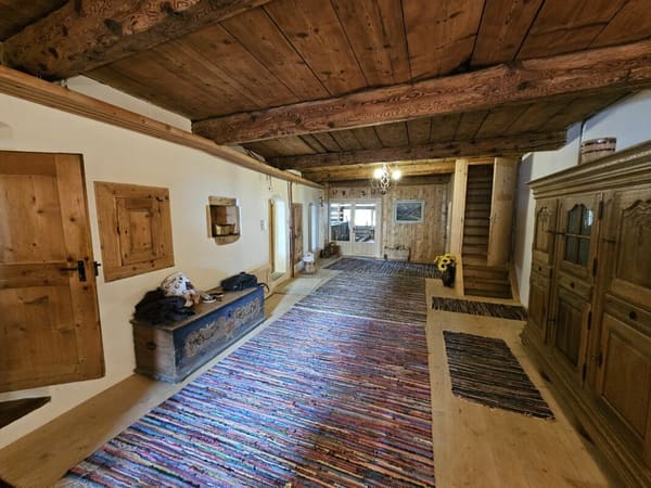 Immobilie in Filisur - Alpiner Charme und Geschichte - Doppelhaushälfte von 1729 in Filisur - Bild 2