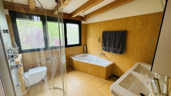 Immobilie in Hersberg - Exklusives Anwesen mit Villa, Nebenhaus, separater Wohneinheit, Praxis, Einstellhalle, Pool u. v. m. - Bild 29