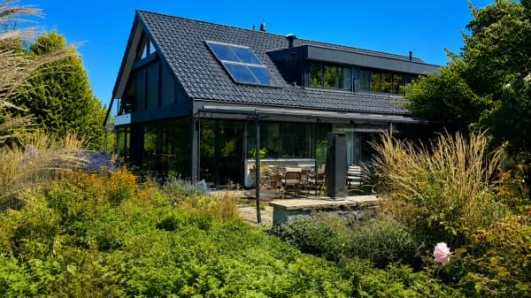Immobilie in Hersberg - Exklusives Anwesen mit Villa, Nebenhaus, separater Wohneinheit, Praxis, Einstellhalle, Pool u. v. m. - Bild 31