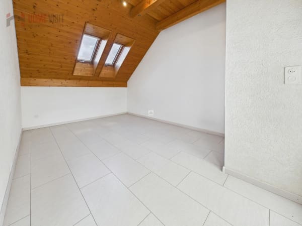 Immobilie in Ueken - Wohnen mit Weitblick-Maisonette mit Galerie u. grosszÃ¼gigem RaumgefÃ¼hl - Bild 5