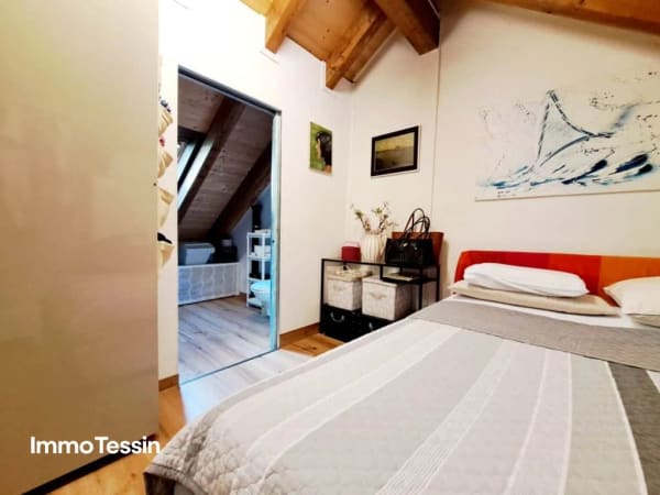Immobilie in Claro - Gemütliches Tessiner Haus komplett renoviert an ruhiger Lage mit schönem Weitblick, Terrasse und Balkon - Bild 9