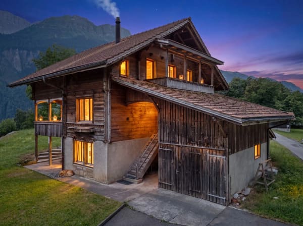 Immobilie in Brienzwiler - Bauernhaus / Ferienhaus mit separaten Doppelgaragen - Bild 7