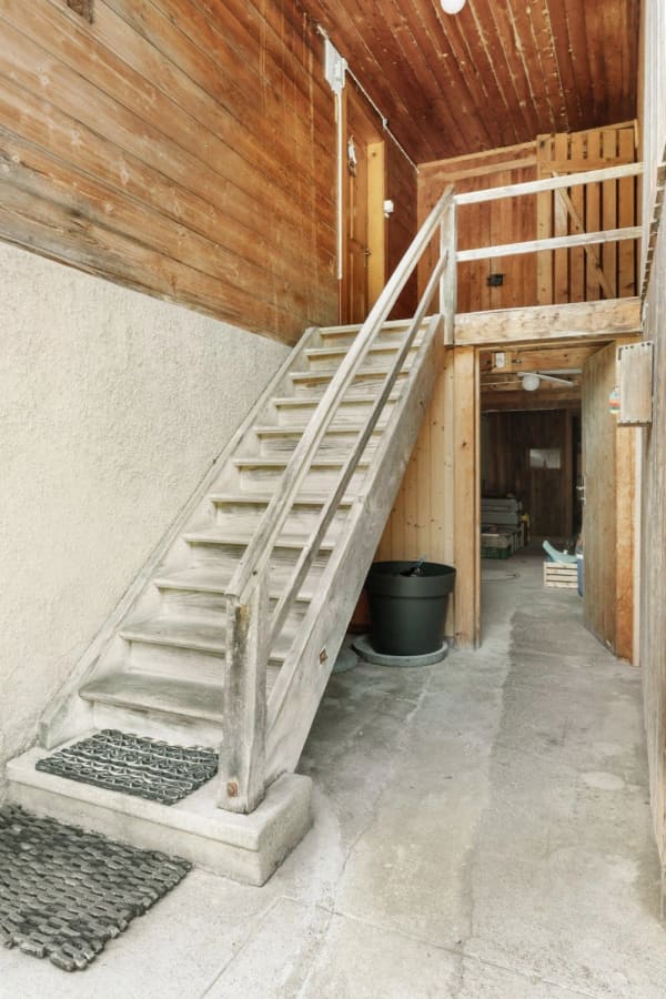 Immobilie in Brienzwiler - Bauernhaus / Ferienhaus mit separaten Doppelgaragen - Bild 8