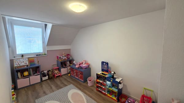 Immobilie in Diegten - 7.5-Zimmer-Doppeleinfamilienhaus mit Garten in Diegten kaufen - Bild 11
