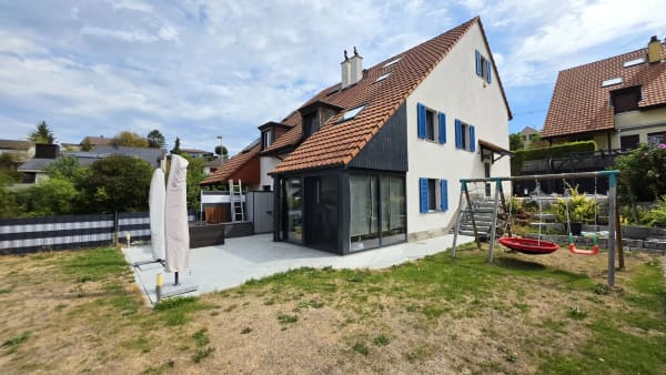 Immobilie in Diegten - 7.5-Zimmer-Doppeleinfamilienhaus mit Garten in Diegten kaufen - Bild 2