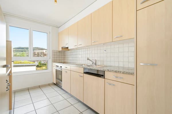 Immobilie in Steffisburg - Familienwohnung mit Weitblick - sofort bezugsbereit - Bild 12