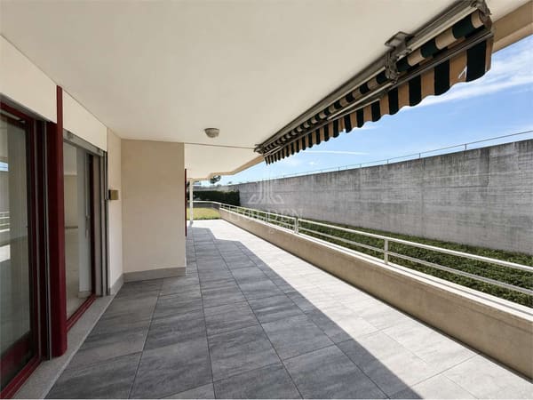 Immobilie in Vezia - Ampio 4.5 locali con giardino privato e terrazza coperta - Bild 12